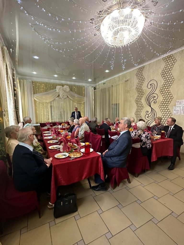 Башкирские делороссы организовали ужин в совете ветеранов родного Советского района г. Уфы